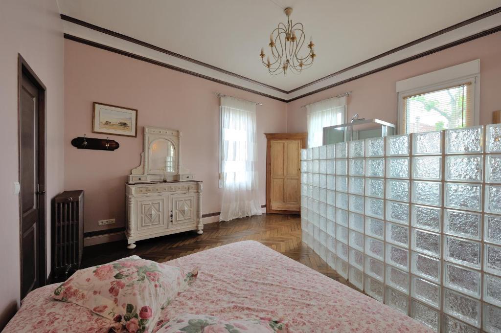 Clos Des Boulevards Bordeaux Room photo